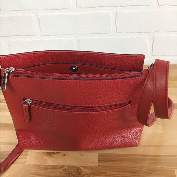 ROOTS embossed vegan leather little red purse crossbody bag travel day bag Class - Picture 3 of 15